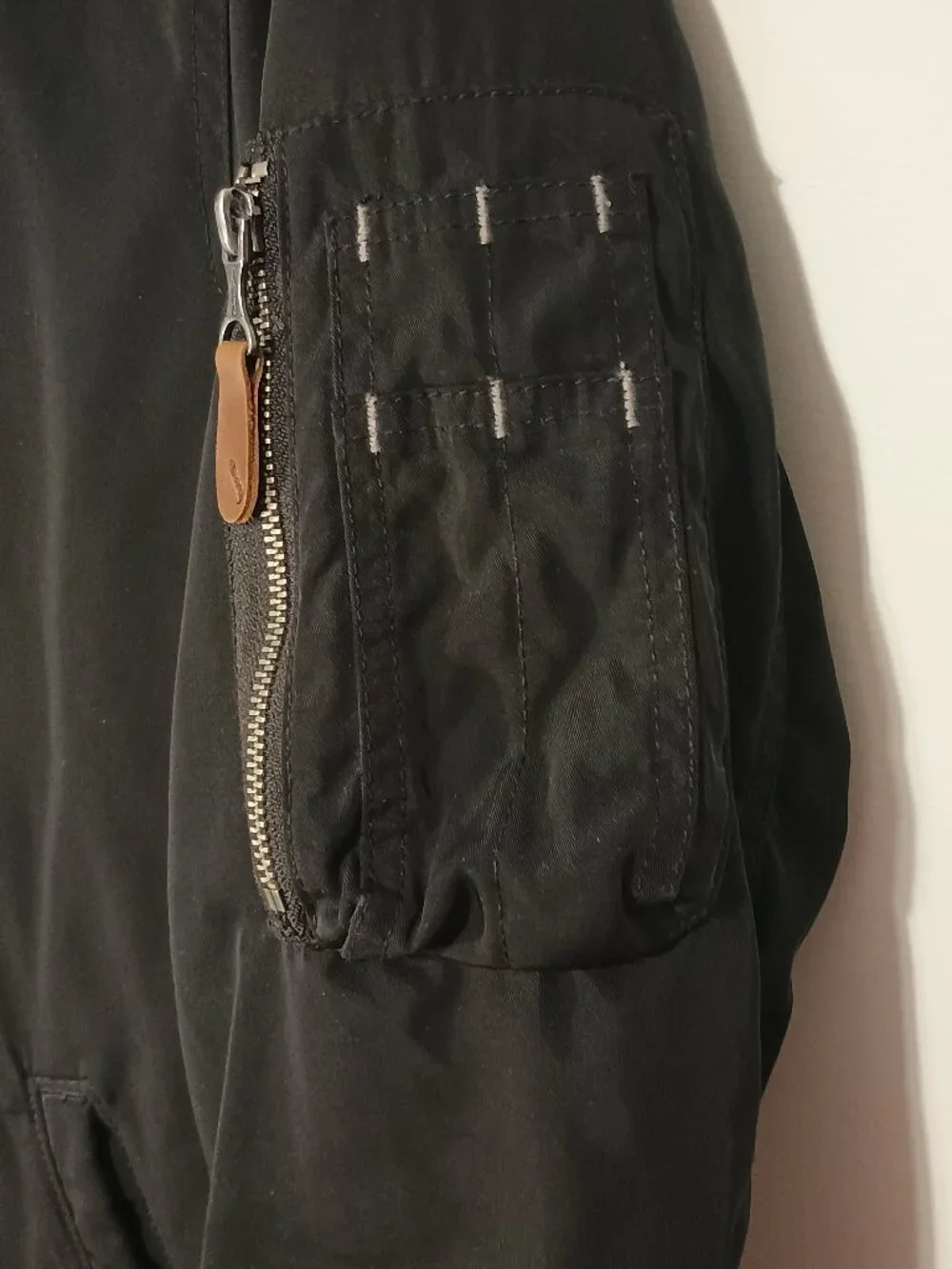 Abercrombie & Fitch Men’s M Black MA-1 Bomber Flight Jacket Utility Zip Pocket